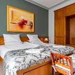 Apartment карлък *